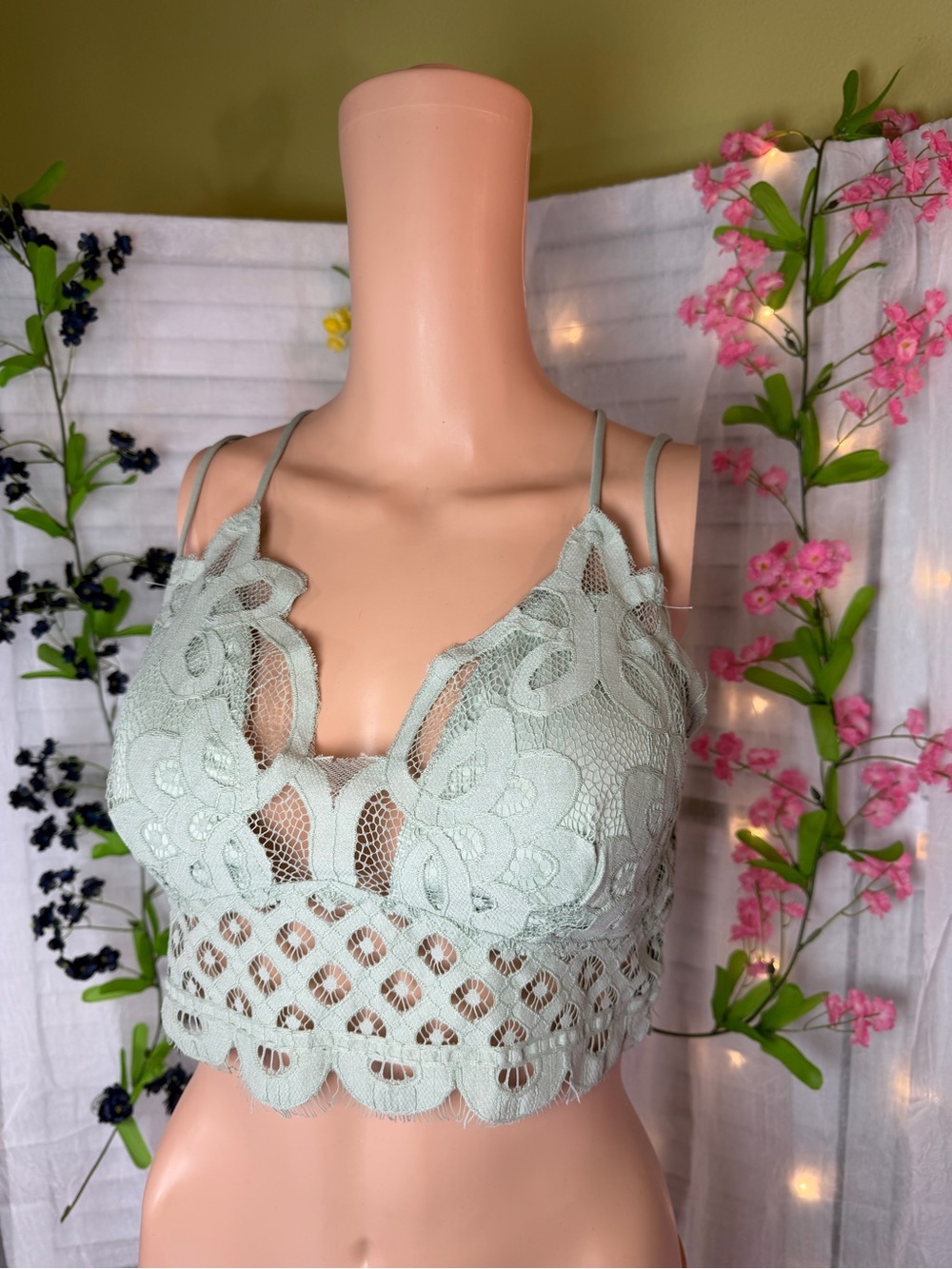 Zenana-Lace Bralette-light Sage Green (New in bag)